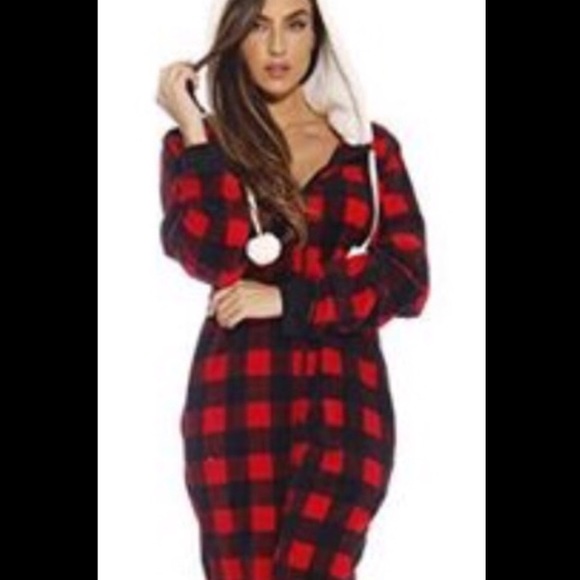 Red and black christmas onesie Outlet
